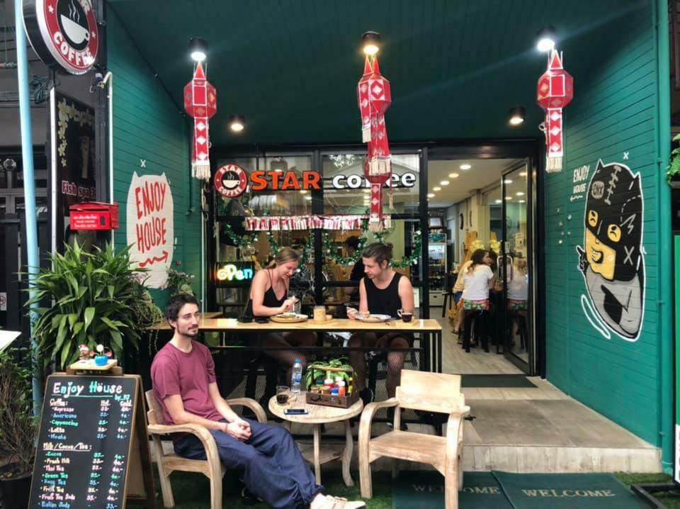 Hostel Enjoy House Chiang Mai Exterior foto