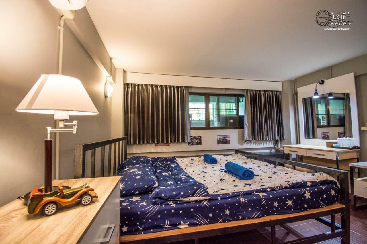 Hostel Enjoy House Chiang Mai Exterior foto